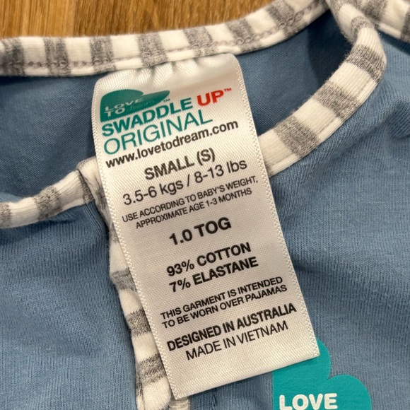 Love To Dream Zip Up Swaddle 1.0 tog - Picture 3 of 3